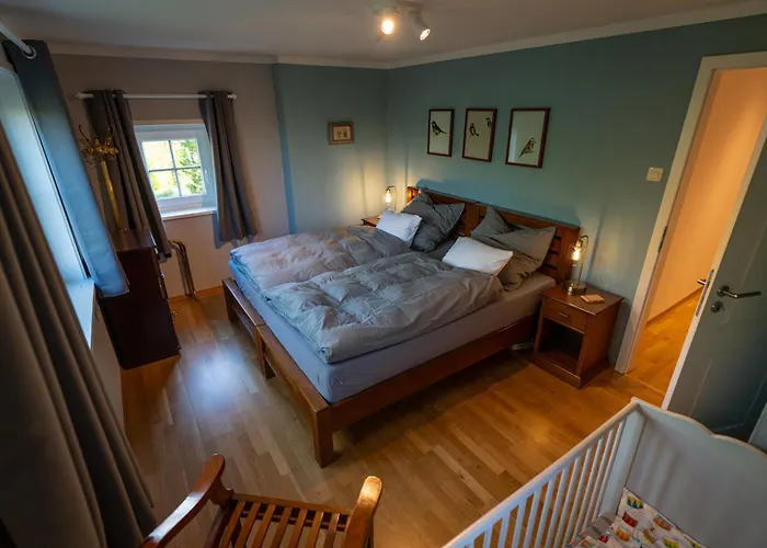 Jachthuus 度假居 *